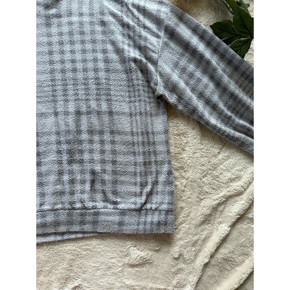 Lush Flannel Plaid Crew Neck top Large - Picture 2 of 4
